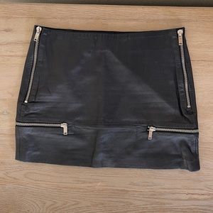 Zara genuine leather mini skit